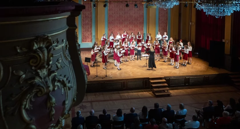 Koncert w hołdzie wolności w Dworze Artusa
