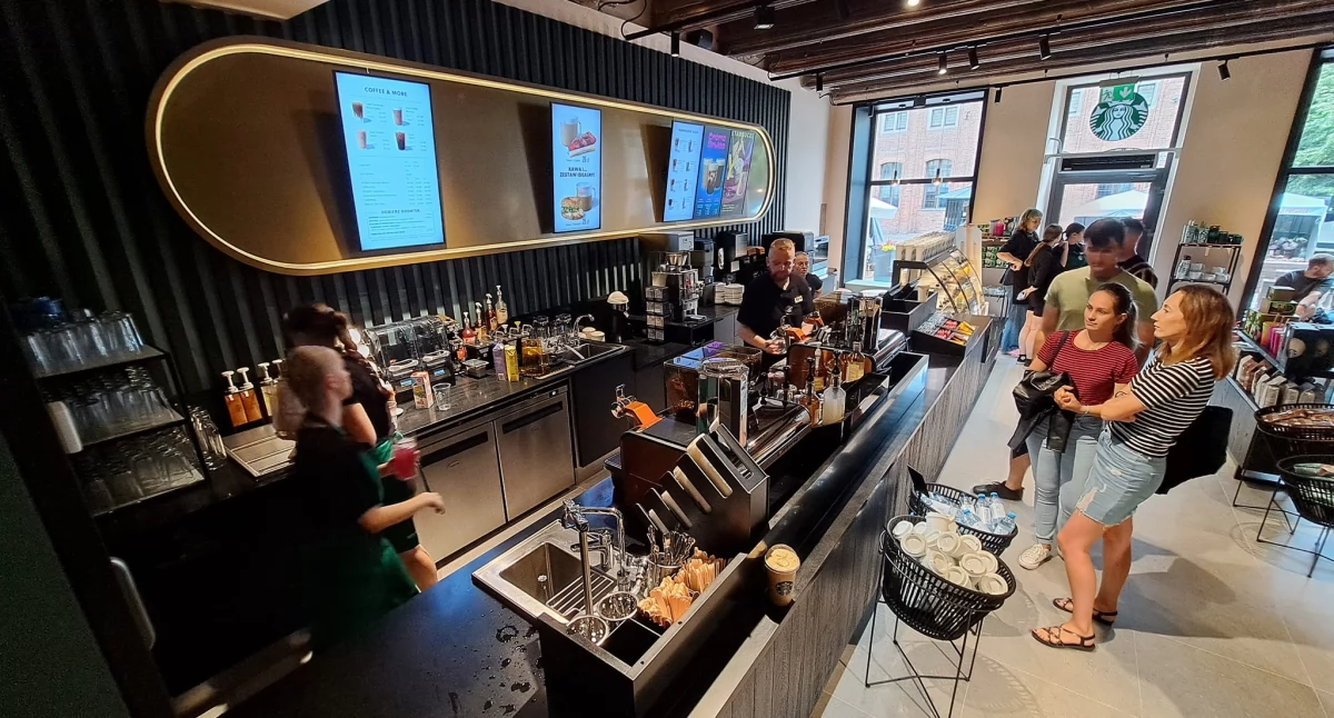 W Toruniu został oficjalnie otwarty drugi lokal marki Starbucks