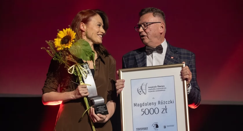 Magdalena Różczka odebrała nagrodę na Tofifest w Toruniu