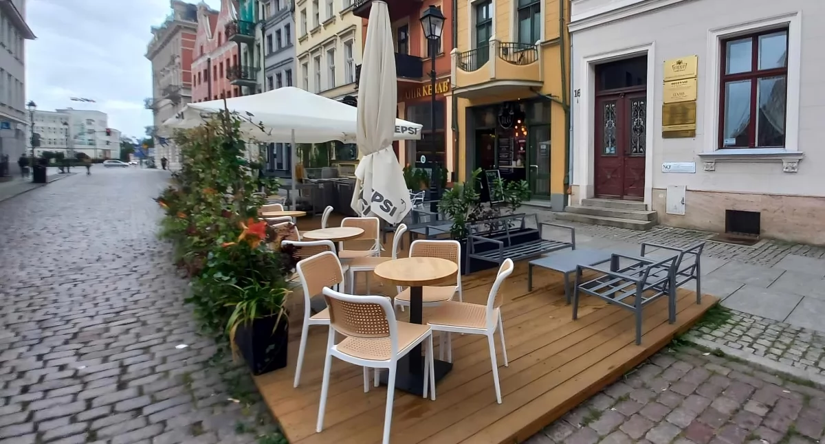 Restauracja w centrum Torunia została zamknięta i... ponownie otwarta