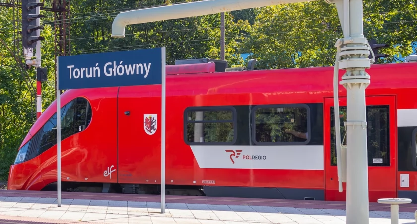 W Toruniu można kupić jeden bilet na pociąg, autobus i tramwaj