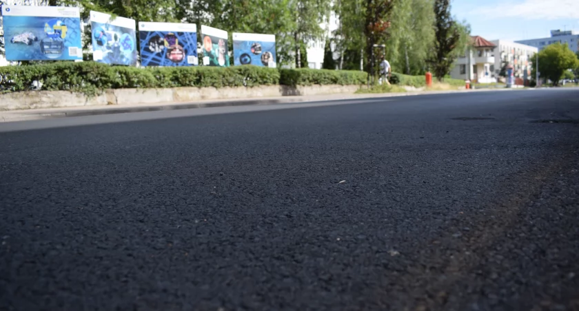 Ruchliwy odcinek drogi w Toruniu przeszedł metamorfozę w zaledwie kilka dni