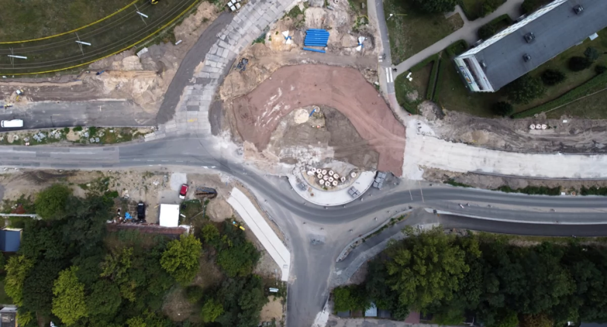 W Toruniu powstaje nowe rondo turbinowe. Połowa jest już gotowa 