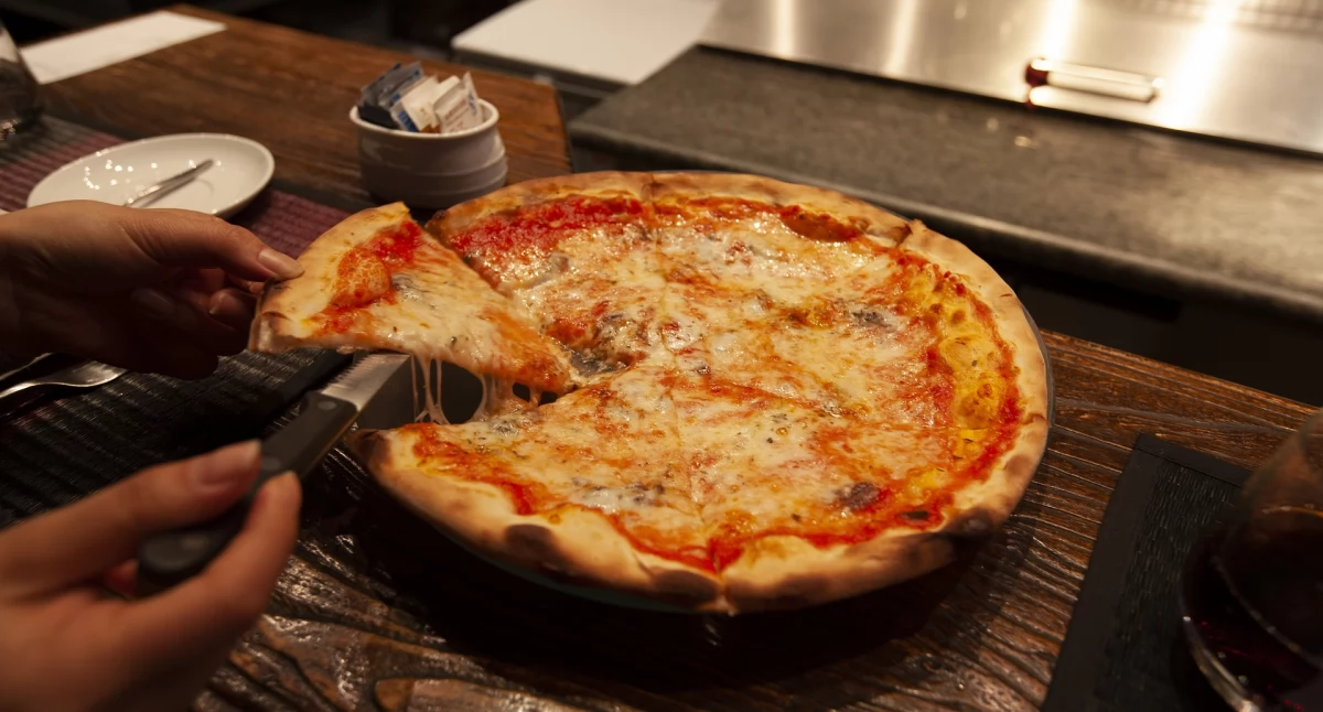 Oto najlepsze pizzerie w Toruniu. Lider ma już ponad 30 lat