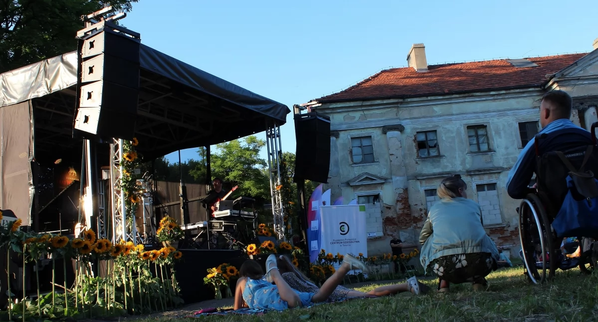W zabytkowym pałacu pod Toruniem odbędzie się koncert dla 8-letniego chłopca
