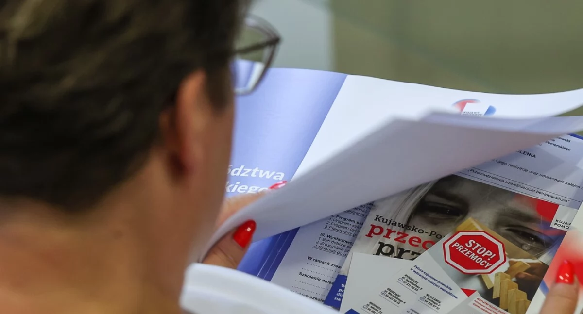 W Toruniu działa telefon zaufania dla osób dotkniętych przemocą
