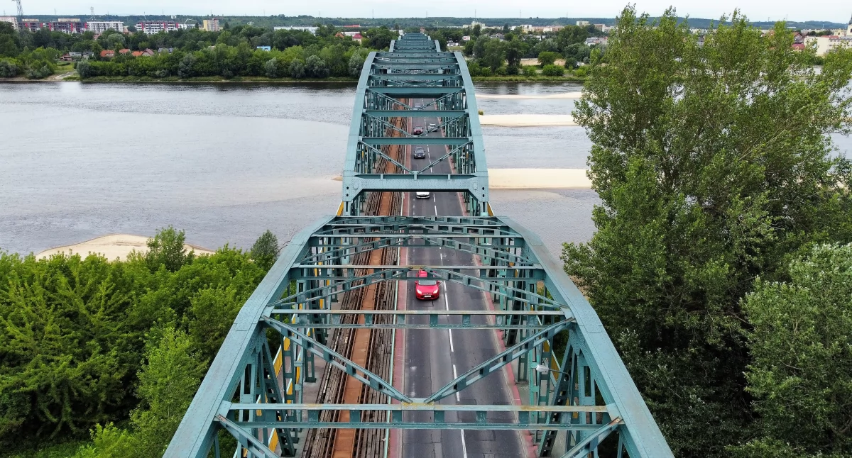 Most tylko z jednym pasem. Utrudnienia na trasie Toruń - Bydgoszcz