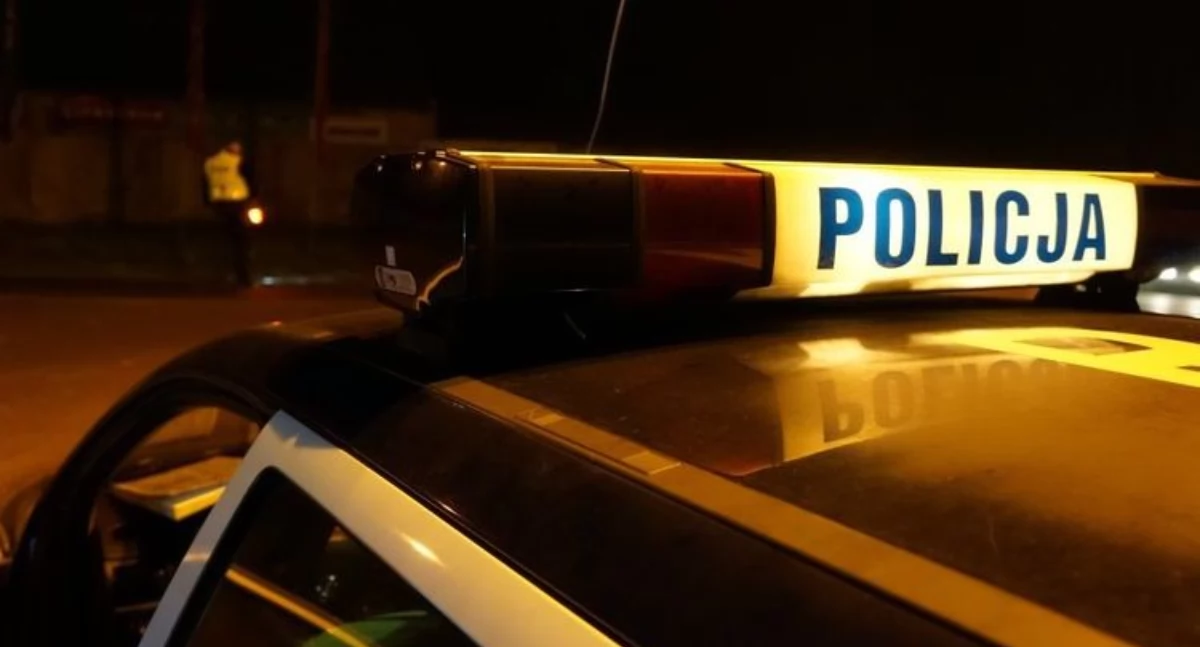 Niespokojna noc na osiedlu w Toruniu. Policjanci dopadli agresywnego 40-latka