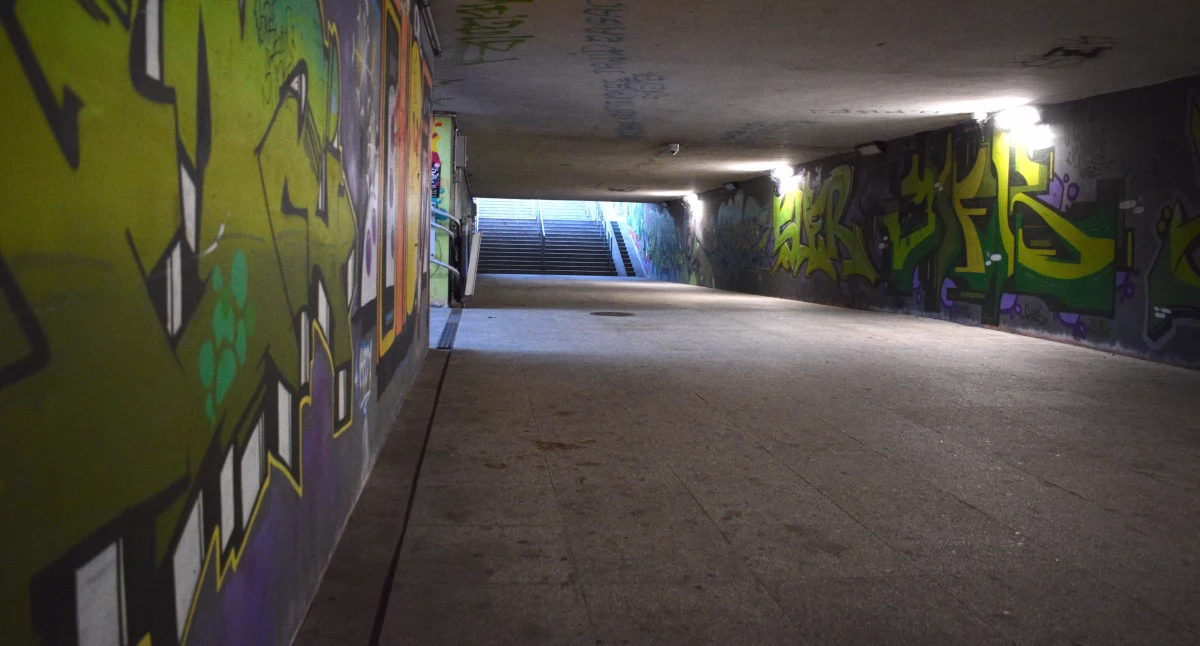 Charakterystyczny tunel w Toruniu przestanie straszyć. Po 15 latach ma zmienić oblicze 