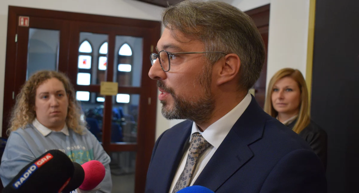 Szpital miejski w Toruniu ma nowego dyrektora. Jego ojciec odejdzie na emeryturę 