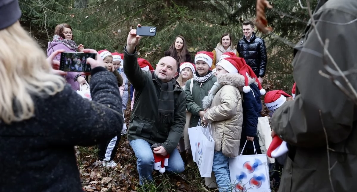 Świąteczne drzewko wybrane. Imponujący świerk stanie w centrum Torunia