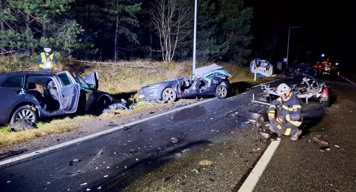 Przerażający wypadek na drodze pod Toruniem. Zginęły dwie osoby