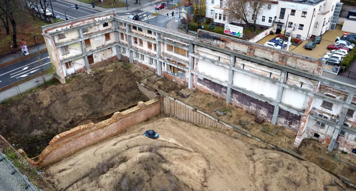 Dziura w centrum Torunia przestanie straszyć. Tu powstanie imponujący obiekt