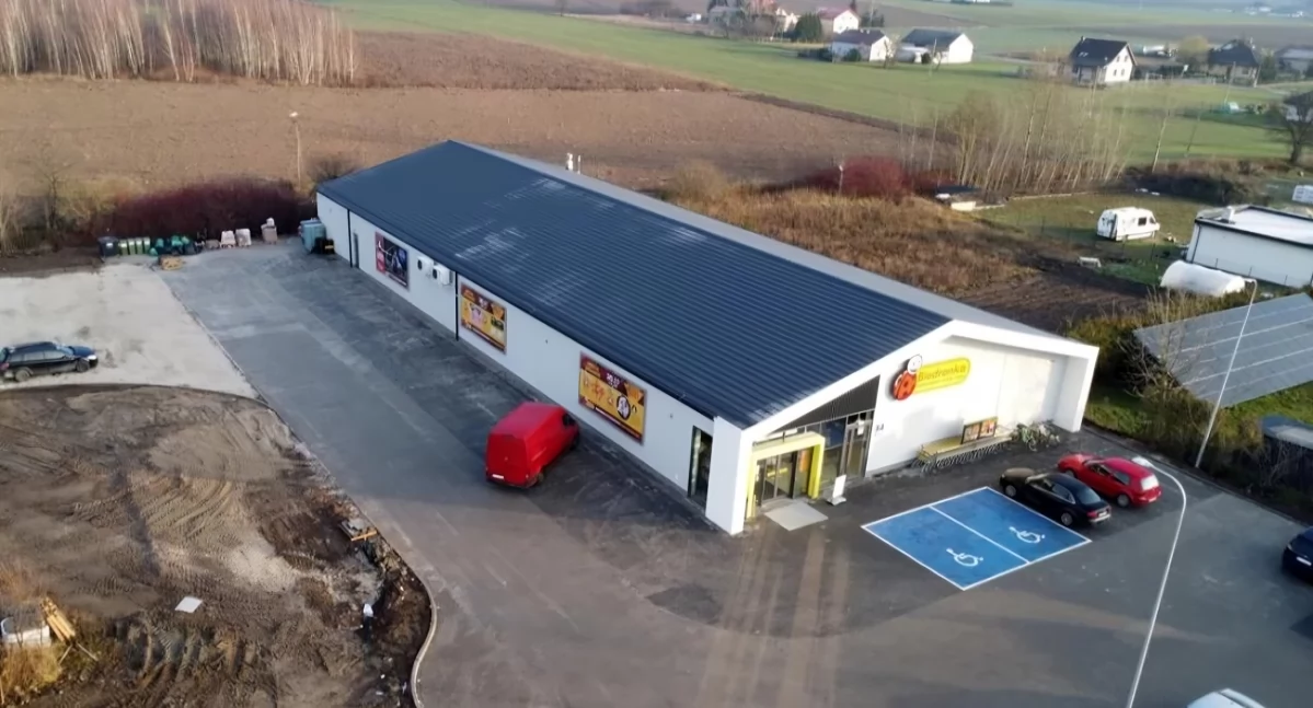 Nowa Biedronka pod Toruniem jest już otwarta. Market powstał w centrum miejscowości
