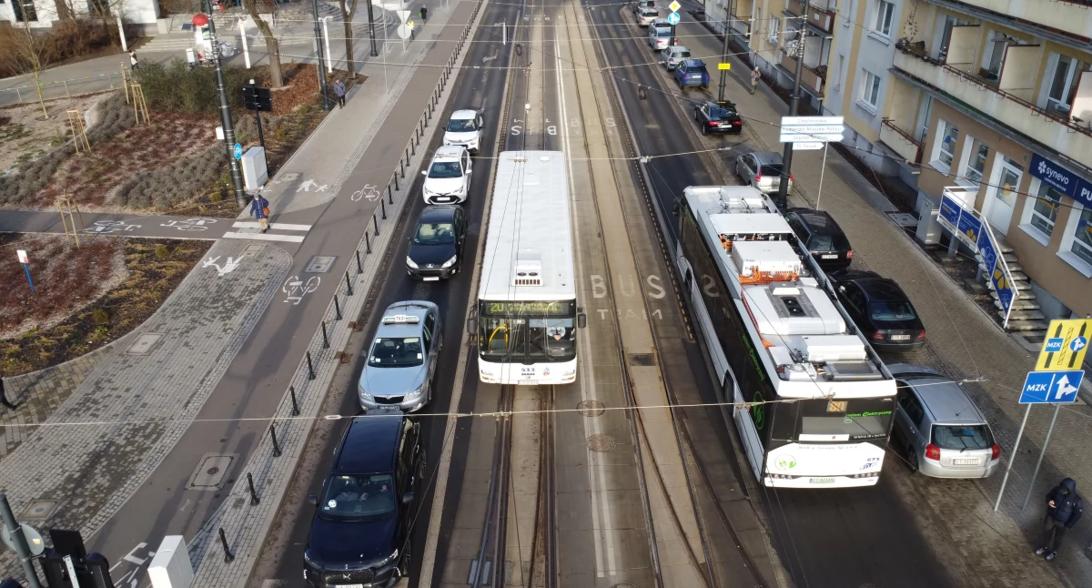 W autobusach i tramwajach MZK w Toruniu zamontowano nowe kasowniki