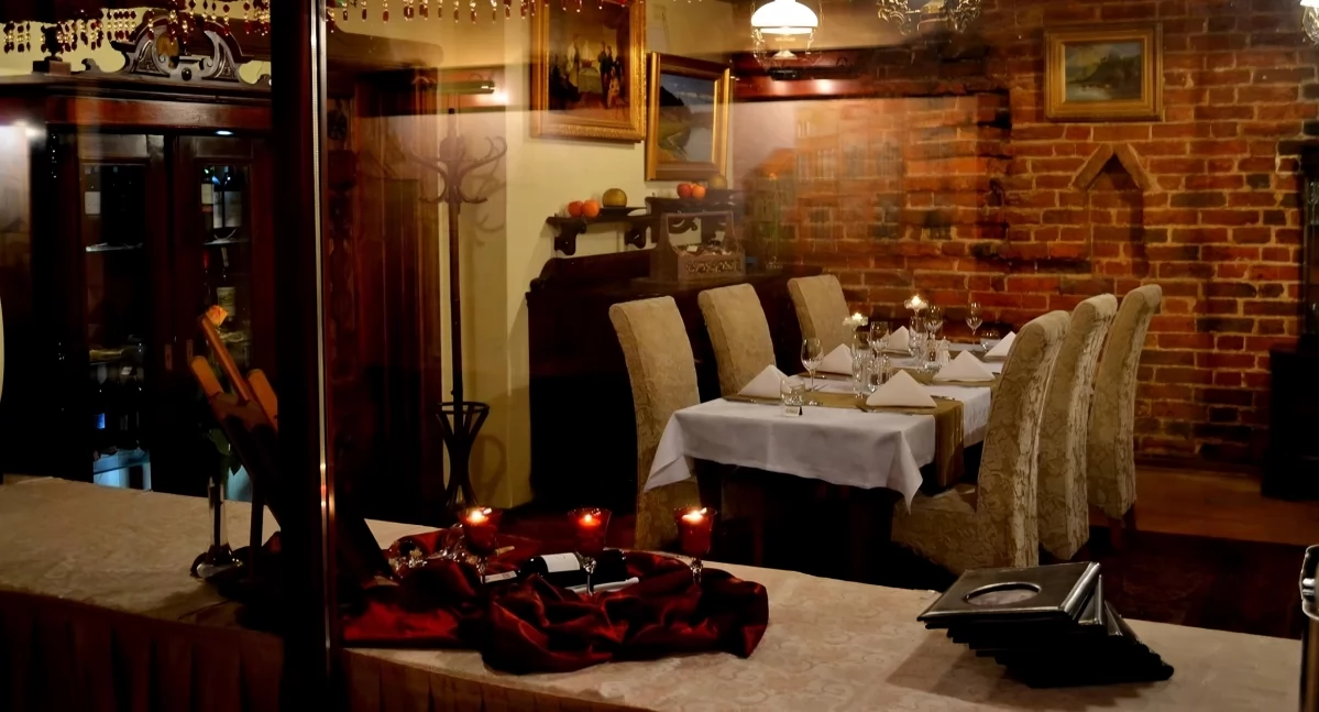 Hotel w centrum przygotował romantyczną kolację dla zakochanych