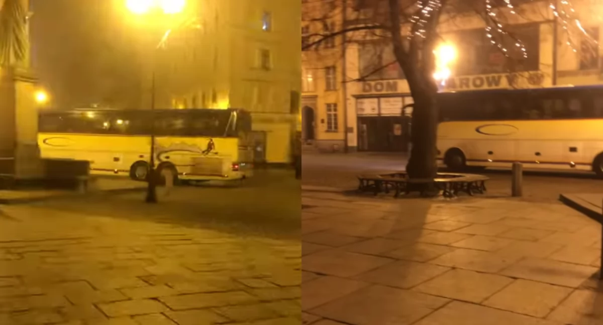 Autokar przejechał przez centrum Torunia. Policja nie komentuje sprawy