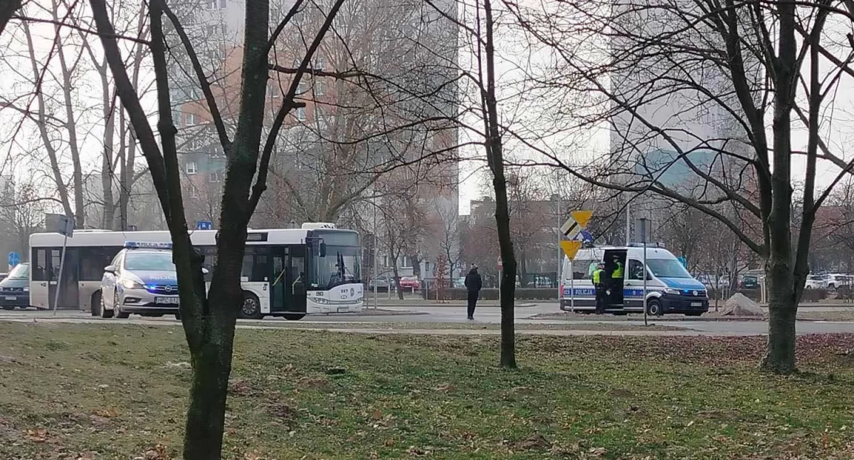 Wypadek w autobusie MZK w Toruniu. Pasażerka trafiła do szpitala