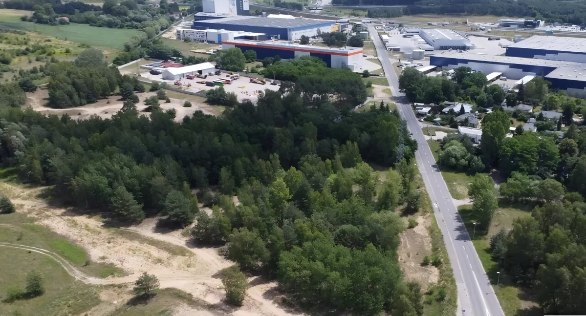 Ogromna działka w Toruniu idzie pod młotek. Miasto mocno schodzi z ceny