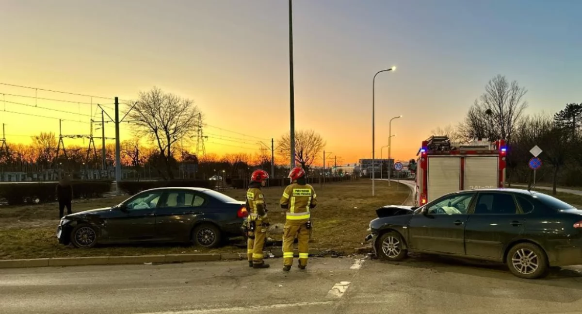 Wypadek w pechowym miejscu w Toruniu. Jedna osoba trafiła do szpitala