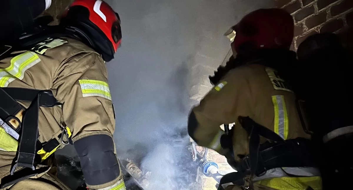 Pożar na moście w Toruniu. Akcja z udziałem czterech zastępów straży