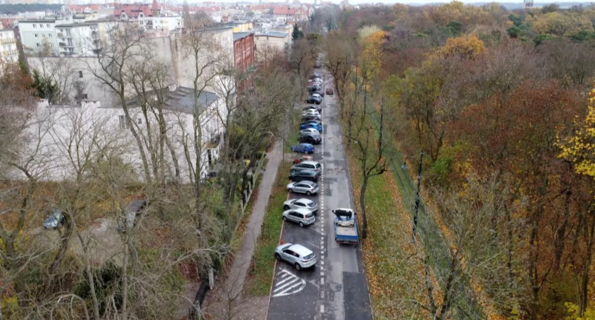 Podziurawiona droga w Toruniu przejdzie remont. Ważny odcinek zostanie wyłączony z ruchu