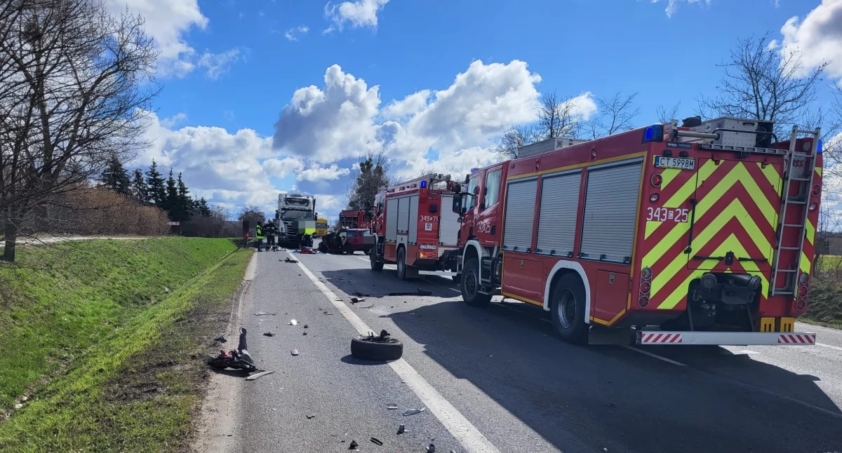Koszmarny wypadek pod Toruniem. Droga jest całkowicie zablokowana