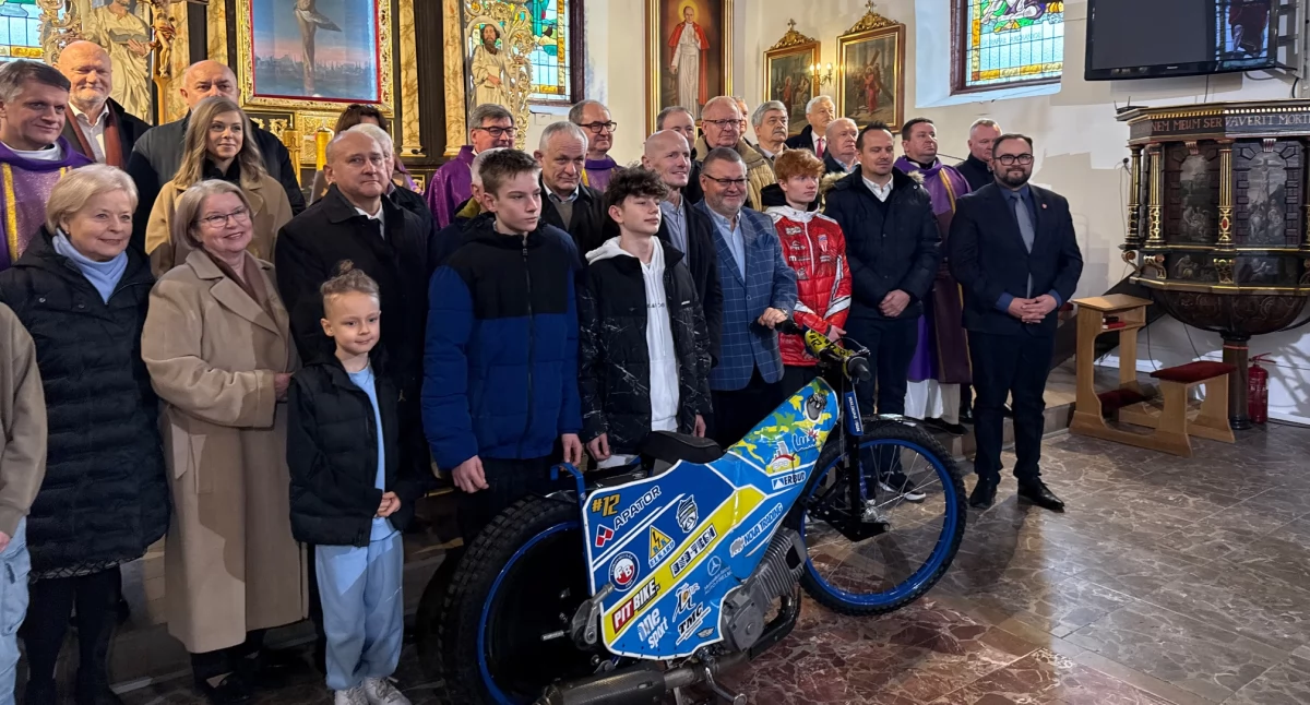 W kościele w Górsku modlili się o bezpieczny sezon żużlowy