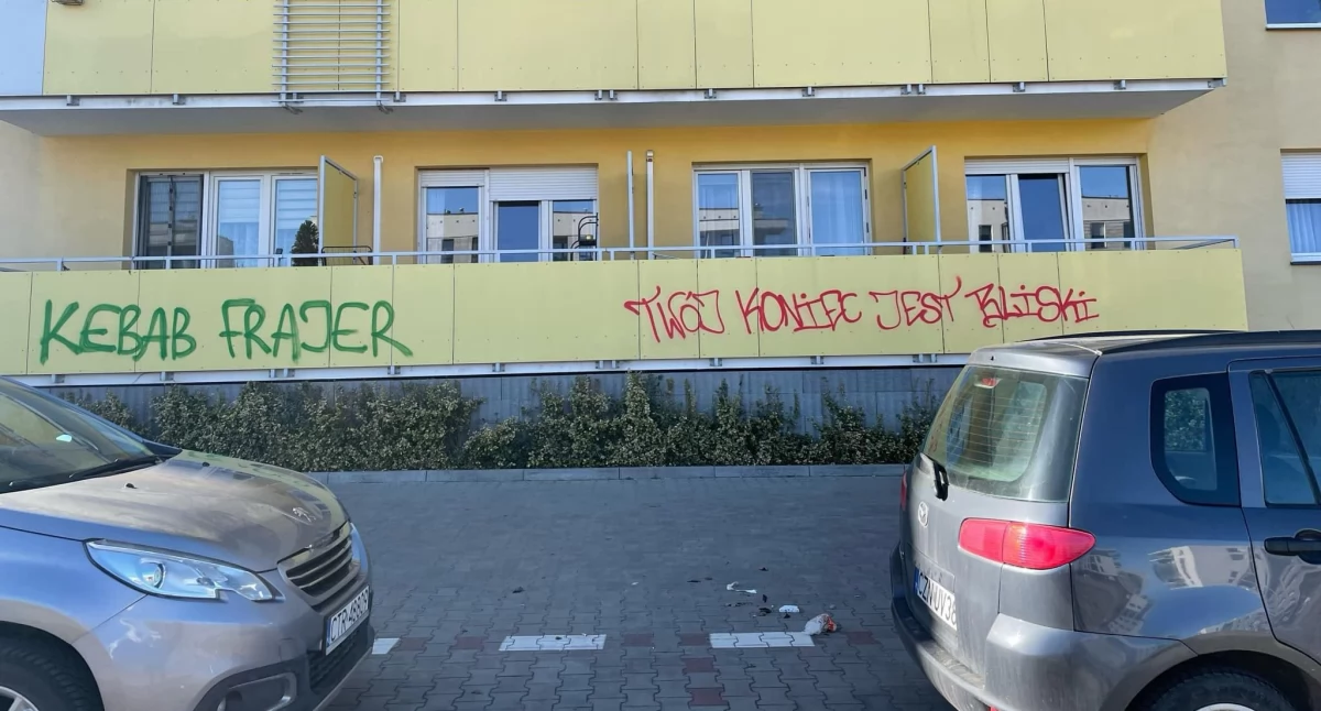 Mieszkańcy w szoku. Wandale zniszczyli nowe osiedle w Toruniu