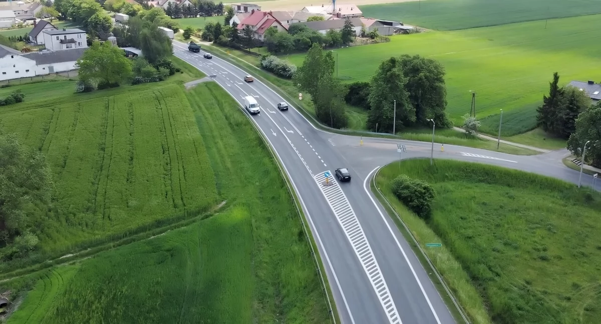 Droga pod Toruniem zostanie rozbudowana. Mieszkańcy zyskają nowy chodnik