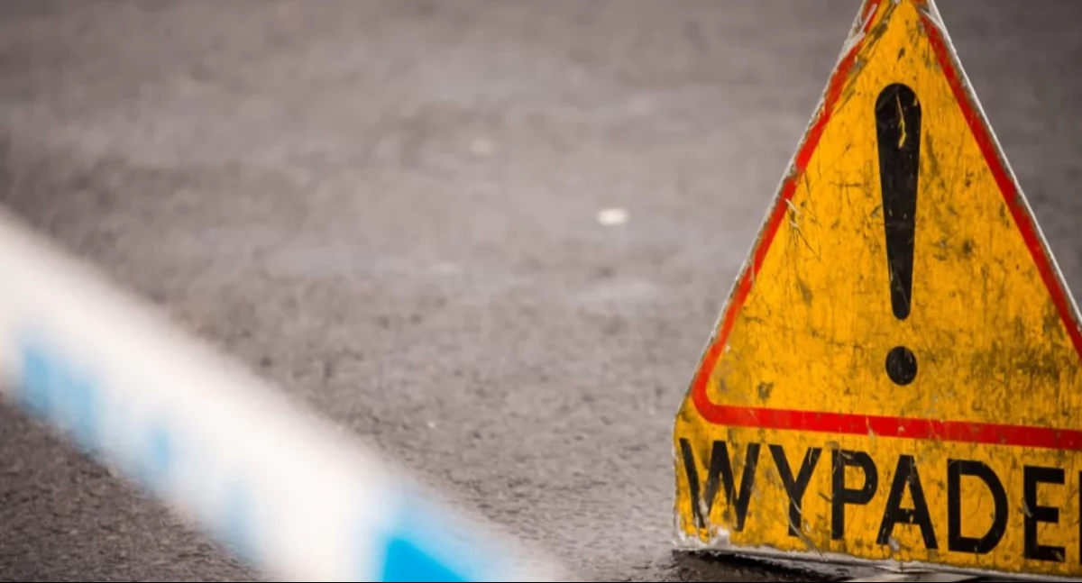 Potrącenie na ruchliwej ulicy w Toruniu. 14-latka wbiegła pod koła auta