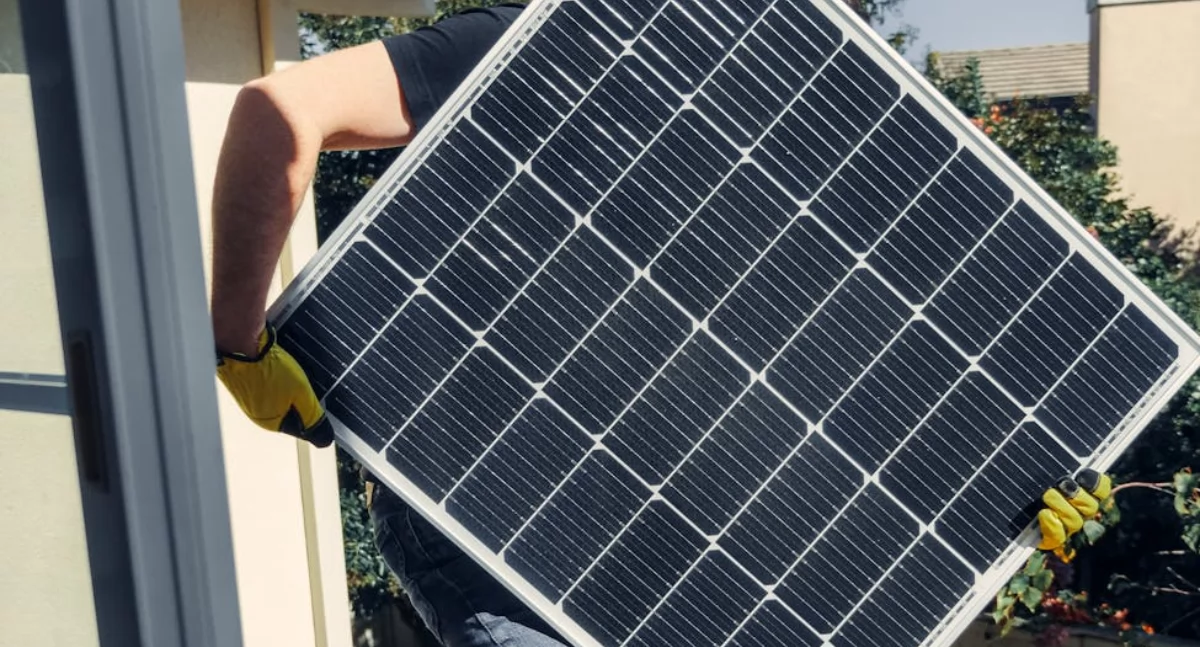 „Czyste Powietrze” i „Mój Prąd”: Toruń stawia na odnawialne źródła energii!