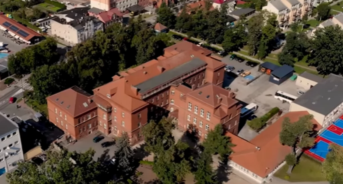 Seks-skandal w szkole w województwie kujawsko-pomorskim. Nauczyciele zostali zawieszeni