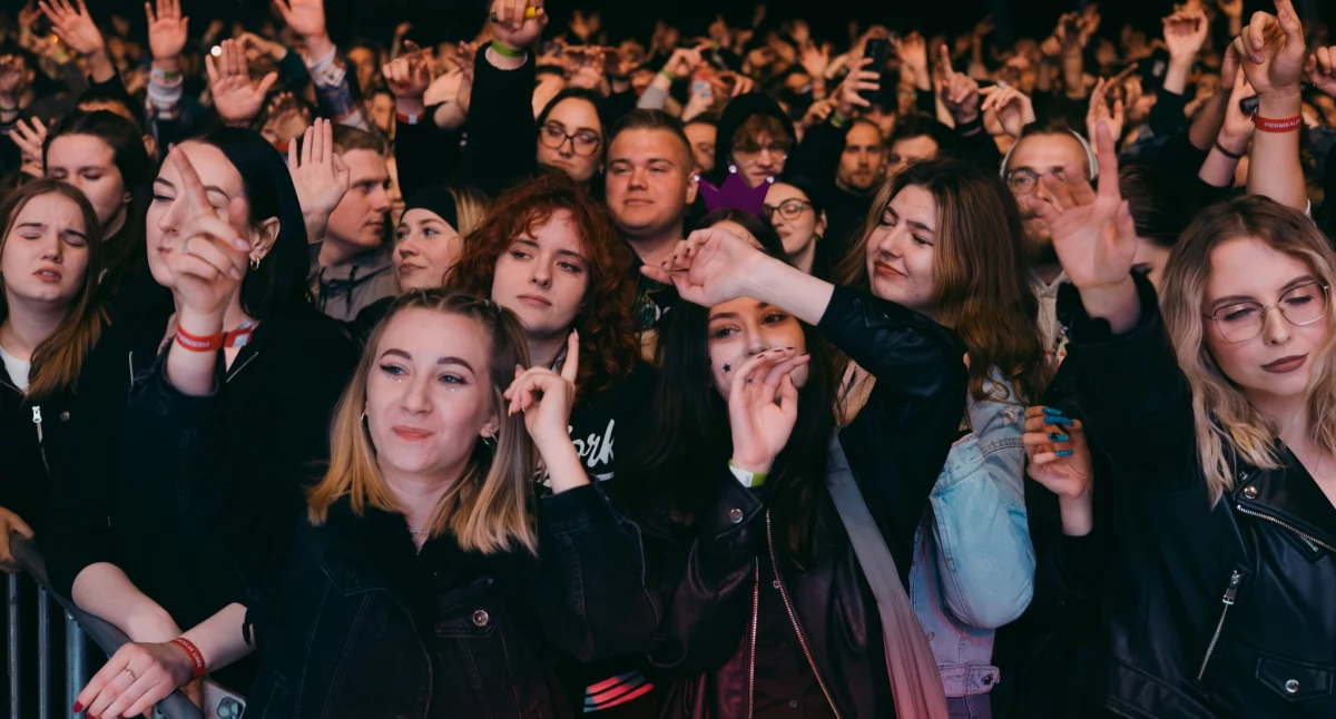 Ogłoszono kolejną gwiazdę Juwenaliów w Toruniu. Znany zespół wystąpi pierwszego dnia imprezy