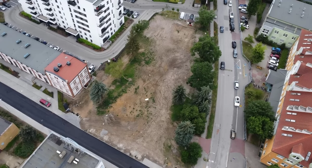 Znany deweloper kupił działkę po dawnej fabryce w Toruniu. To teren z ogromnym potencjałem