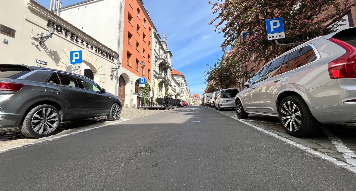 Znana restauracja w centrum Torunia trafiła na sprzedaż. Jest warta fortunę