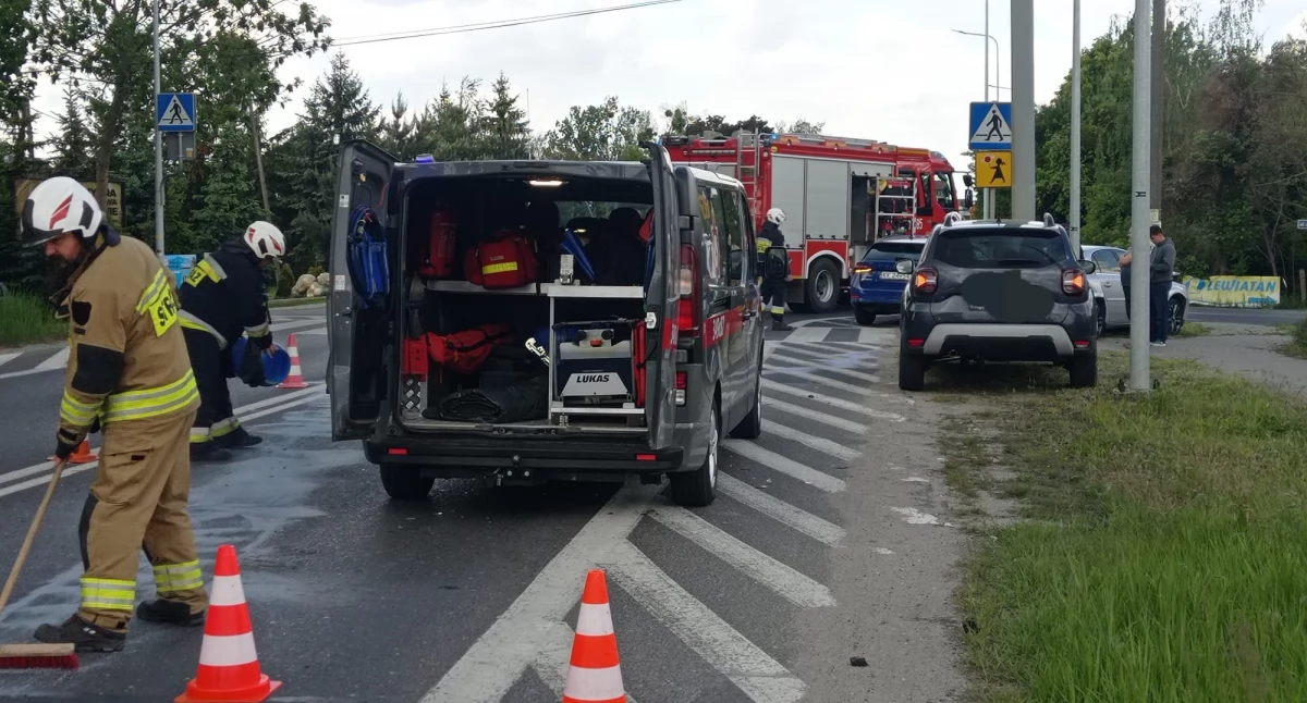 Wypadek na drodze pod Toruniem. Wpadły na siebie trzy samochody