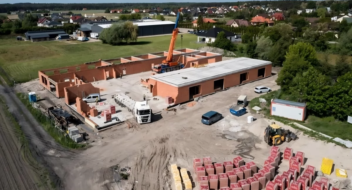 Pod Toruniem rośnie nowy kompleks za prawie 11 mln zł. Powstaje w centrum miejscowości