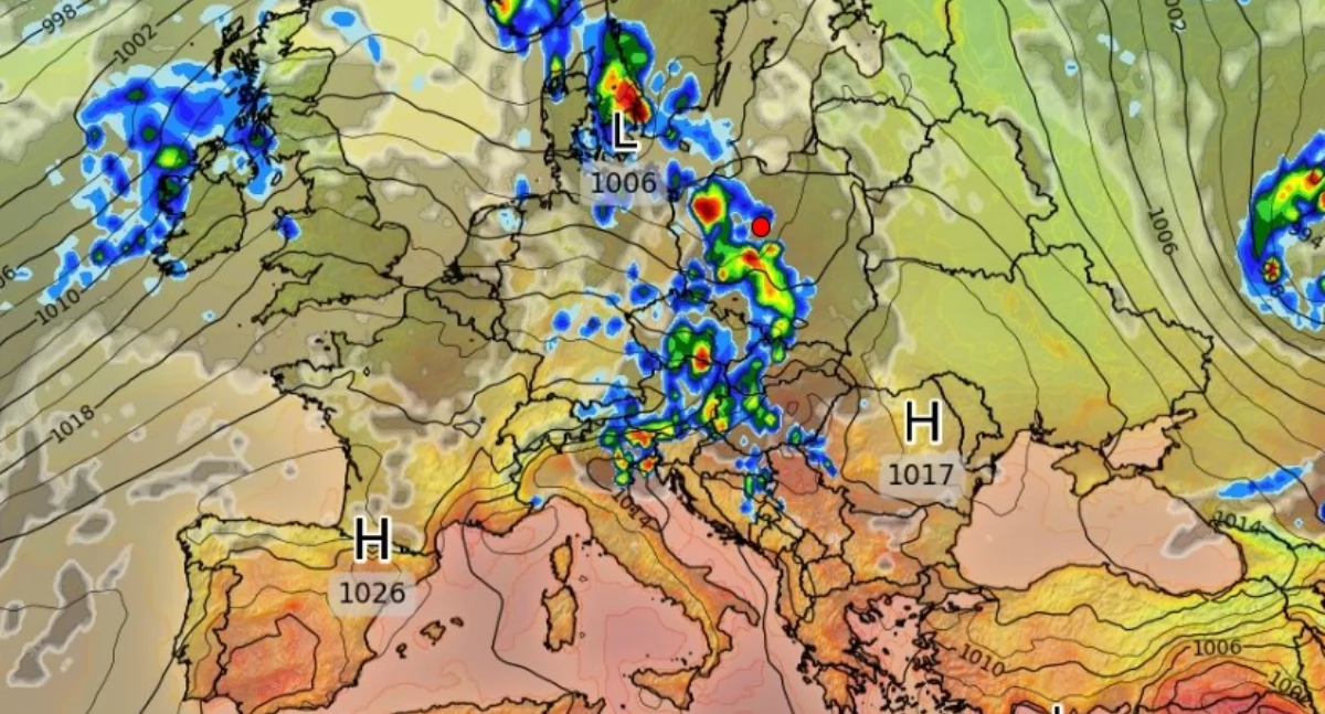 Burza zbliża się do Torunia. IMGW wydał ostrzeżenie pierwszego stopnia