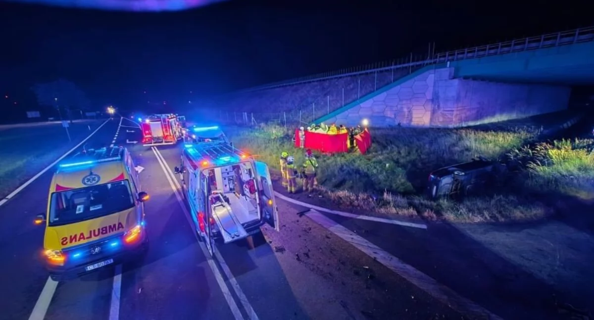 Tragiczny wypadek na drodze do Torunia. Kierowca nie zatrzymał się przed znakiem STOP