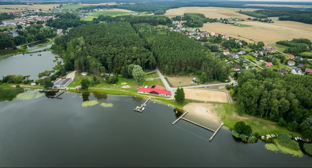To największy park krajobrazowy w kujawsko-pomorskim. Nazywany jest krainą stu jezior