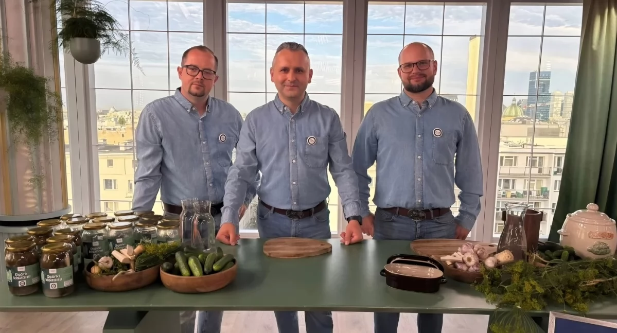 Gospodarze ze wsi pod Toruniem w Dzień Dobry TVN. Zaprezentowali męską wersję przepisu babci