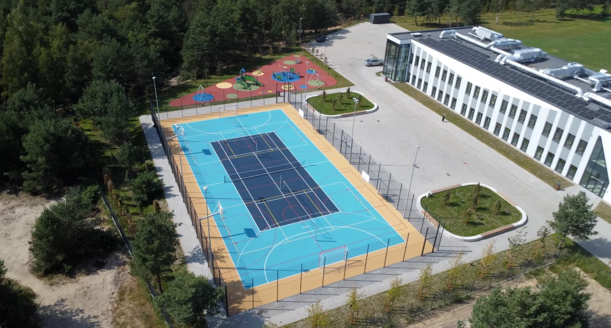 To najnowocześniejsza szkoła w Toruniu. Lekcje będą odbywały się na tarasie