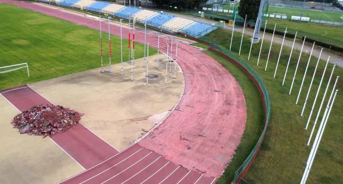 Na Stadionie Miejskim w Toruniu odkryto problem. Remont potrwa trzy razy dłużej