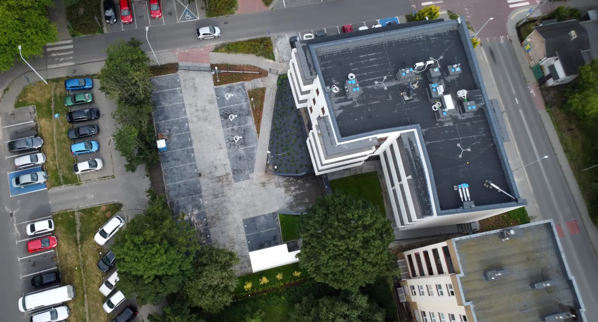 W Toruniu powstało 18 nowych apartamentów. Pierwsi mieszkańcy odebrali klucze