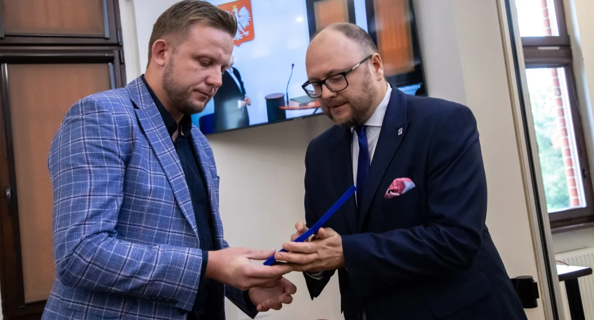 Pan Błażej otrzymał najwyższe odznaczenie za heroiczną postawę w parku Glazja
