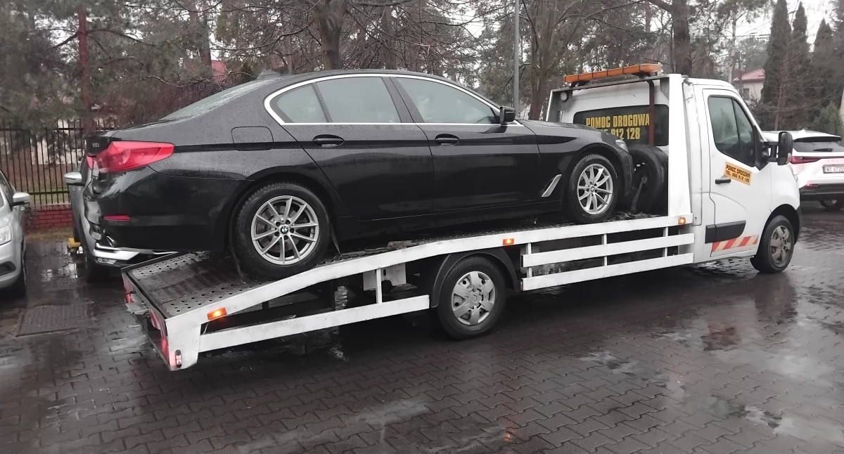 W Toruniu działa mobilny mechanik. Pomaga 24 godziny na dobę