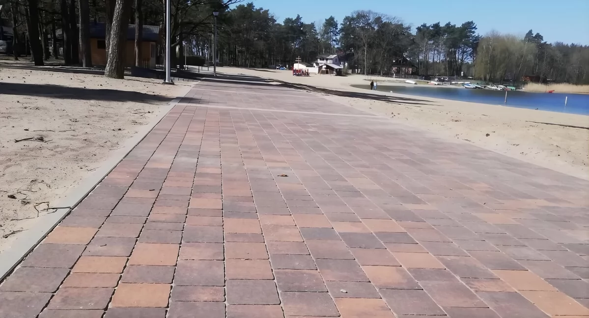 Nad jeziorem pod Toruniem powstanie nowa ścieżka. Będzie gotowa w tym roku