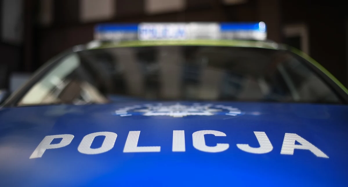 Policyjny pościg na ulicach Torunia. 25-latek uciekał z tajemniczą paczką