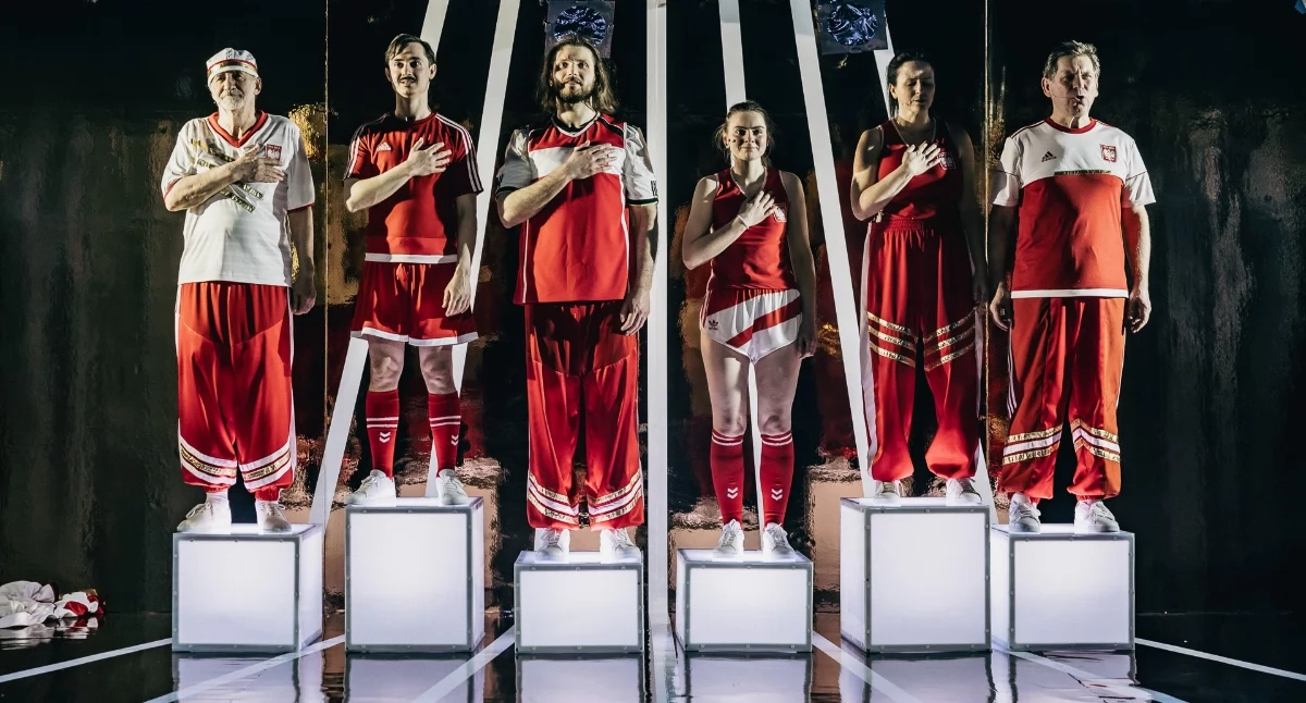Gwiazdy polskiego sportu na deskach teatru w Toruniu. To nowe spojrzenie na historię